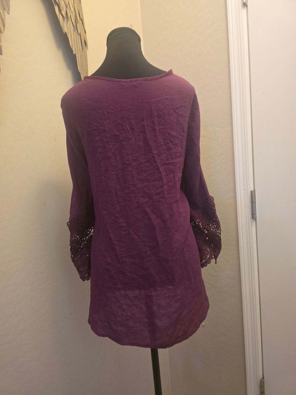 Unique Spectrum Women's Purple Long Sleeve Crochet Lace Hem and Cuffs - Picture 2 of 6